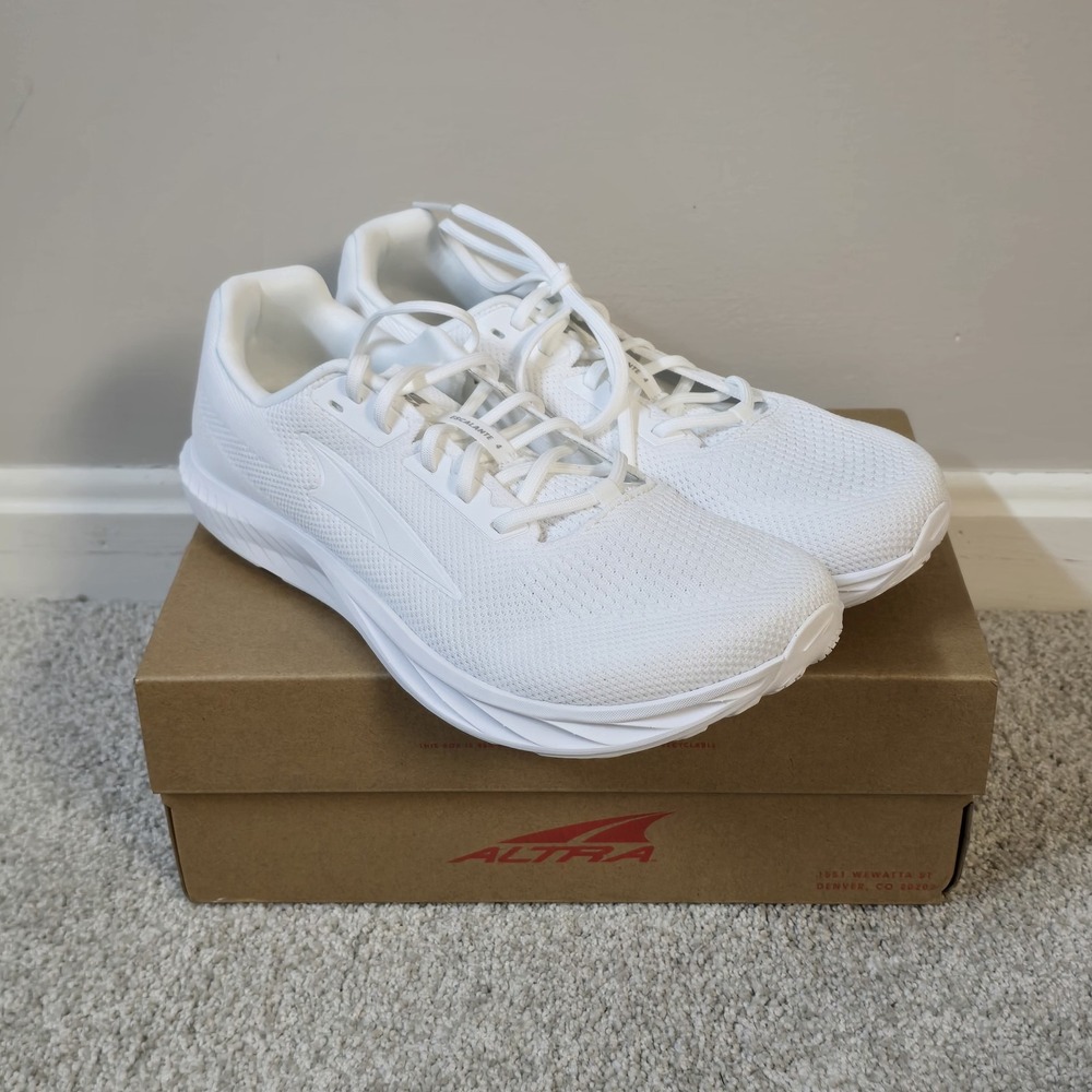 Altra Escalante 4 Women's Road Running Shoes White/White Sz 9.5 Lightweight NEW